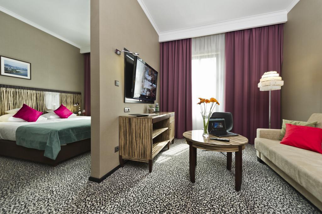 Hotel Fado Spa & Restaurant Свідниця Номер фото