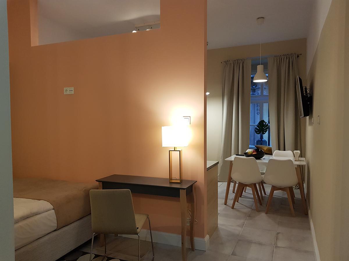Hotel Fado Spa & Restaurant Свідниця Екстер'єр фото